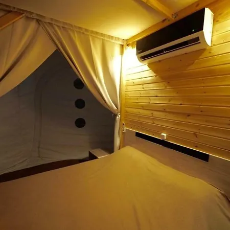 Luxury Bubble Suites Nea Moudania