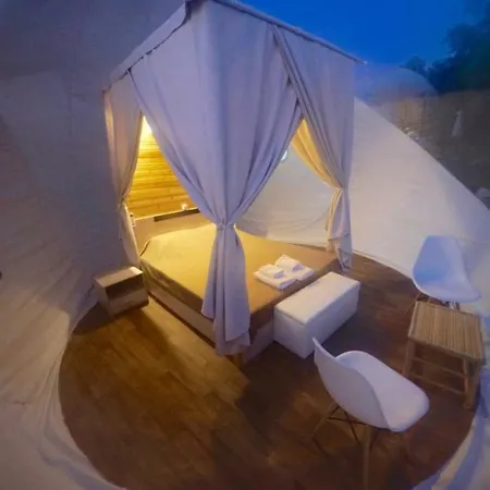 Luxury Bubble Suites Nea Moudania